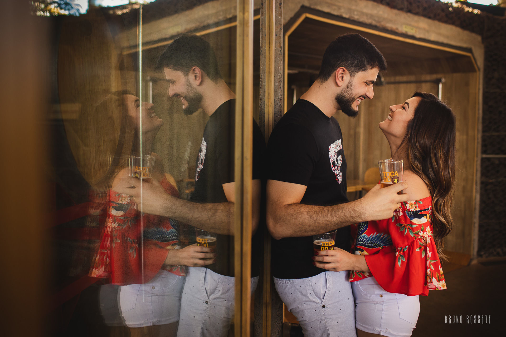 Foto Ensaio pré-casamento Nath e Diego - Cervejaria Colorado Toca do Urso - Imagem 7