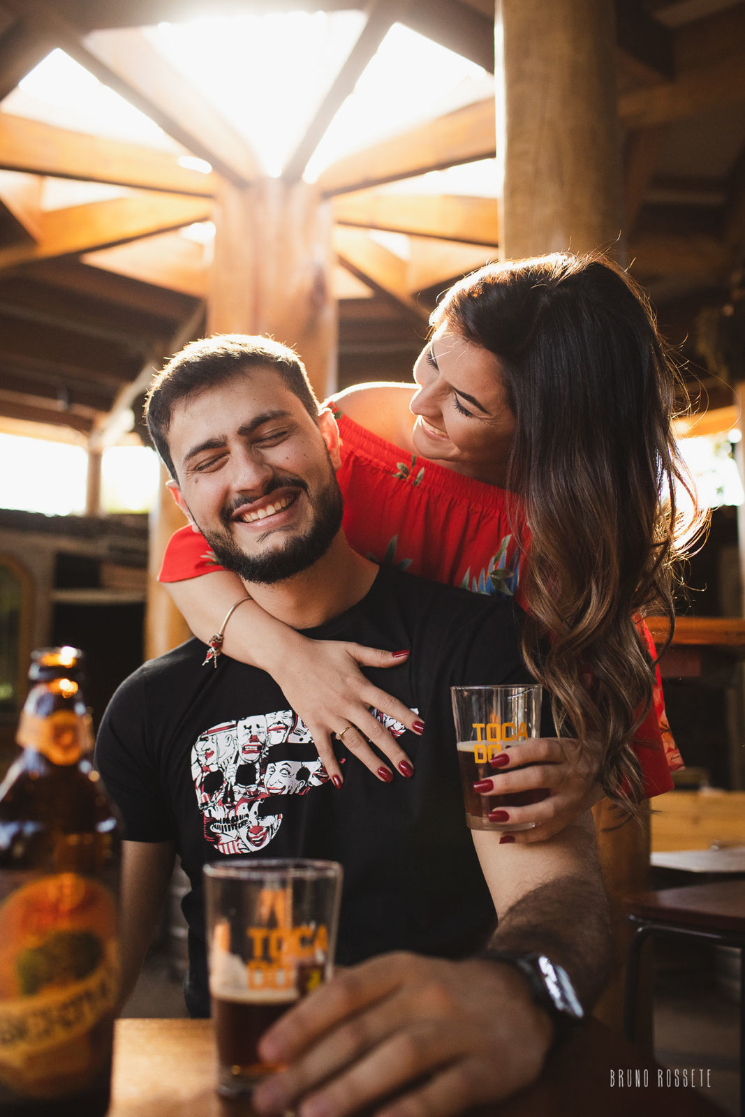 Foto Ensaio pré-casamento Nath e Diego - Cervejaria Colorado Toca do Urso - Imagem 3