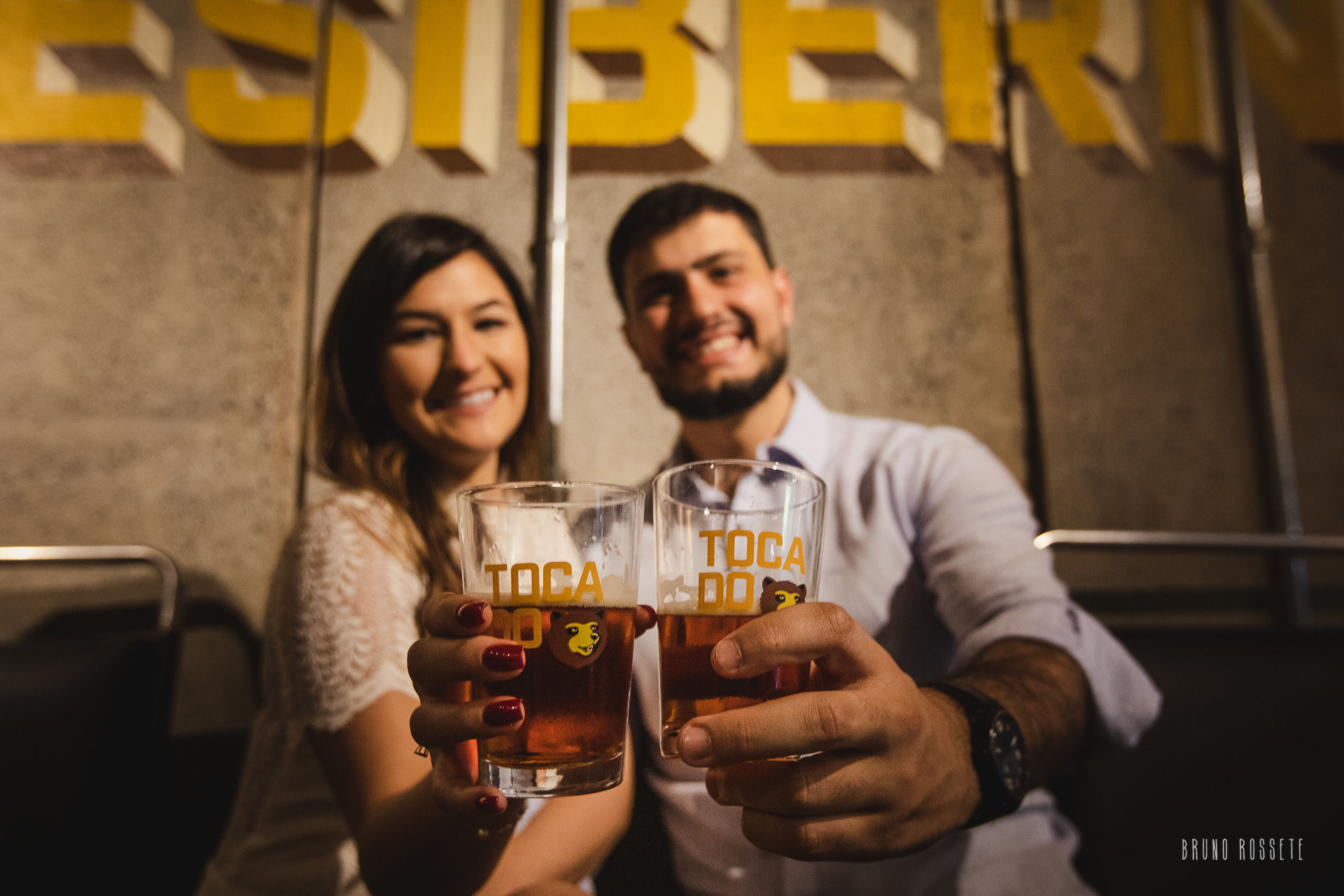 Foto Ensaio pré-casamento Nath e Diego - Cervejaria Colorado Toca do Urso - Imagem 9